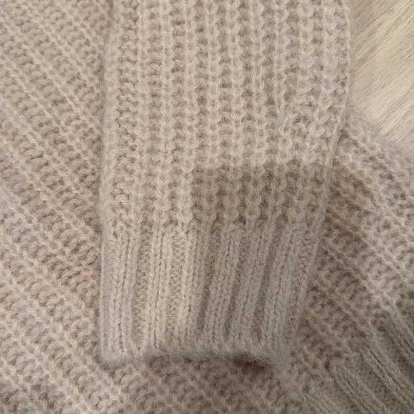 Cream alpaca sweater from Sezane - Picture 3 of 6